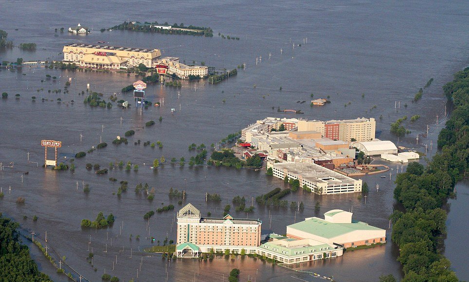 How do casinos on the water work?